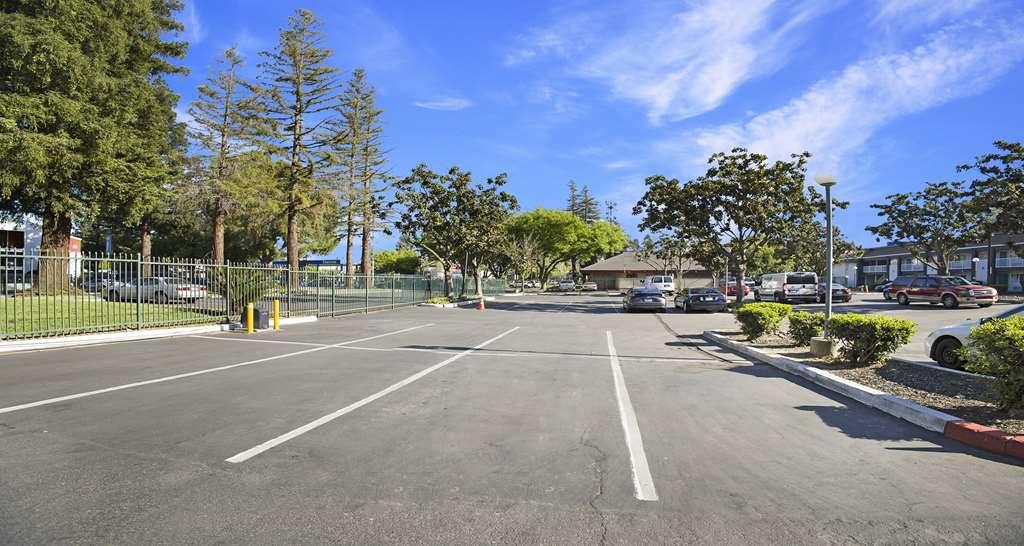 Surestay Plus Hotel By Best Western Sacramento North Экстерьер фото