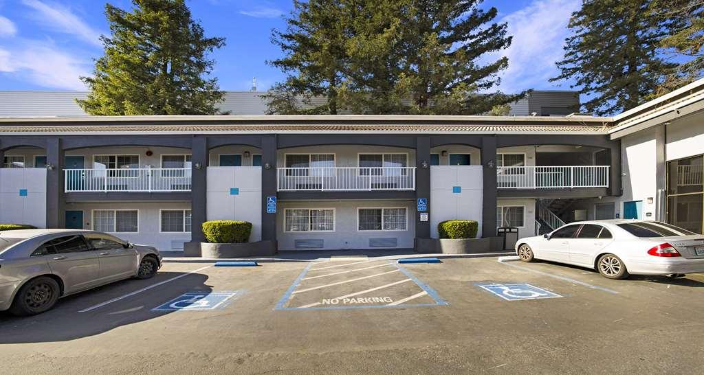 Surestay Plus Hotel By Best Western Sacramento North Экстерьер фото