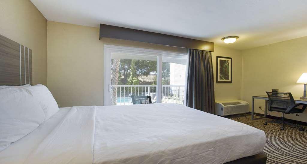 Surestay Plus Hotel By Best Western Sacramento North Номер фото